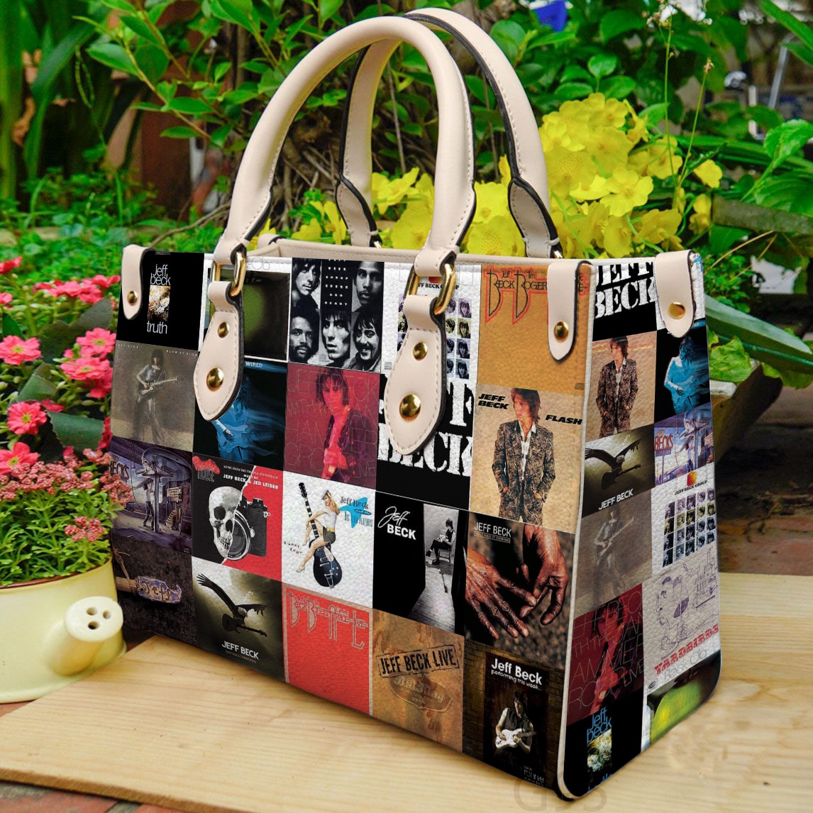 BAG-white-3.jpg BAG white 3