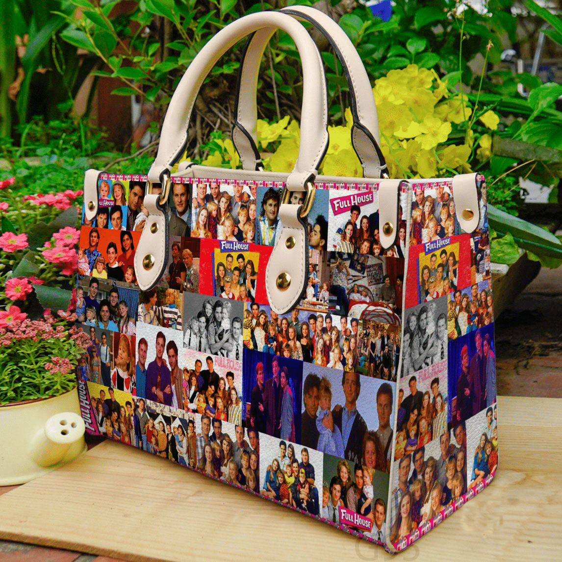 BAG-white-3.png BAG white 3