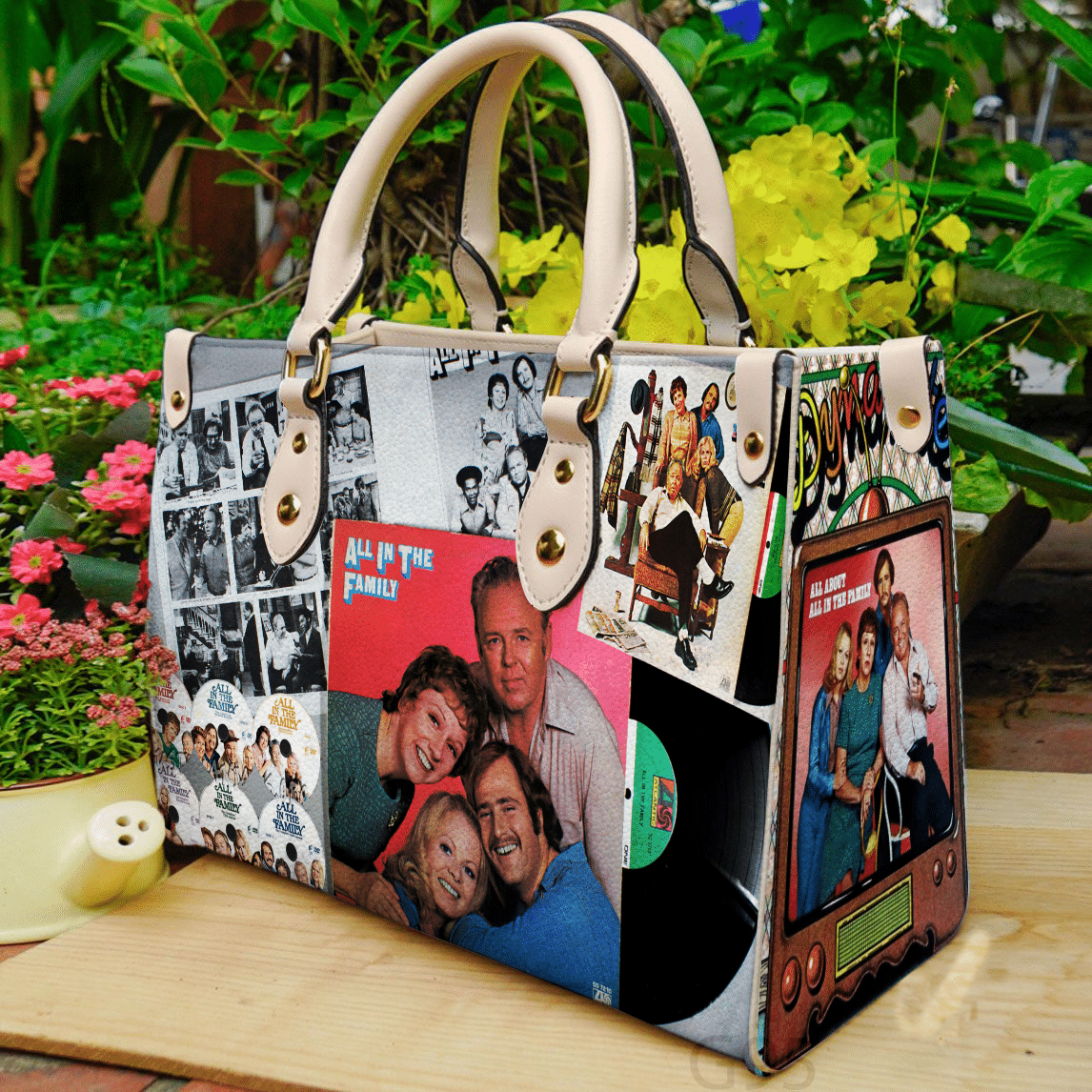 BAG-white-5-1.png BAG white 5 1