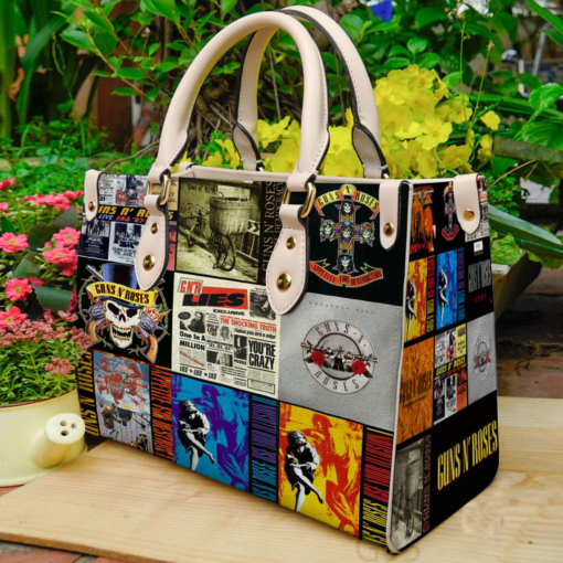 BAG whitea111 1