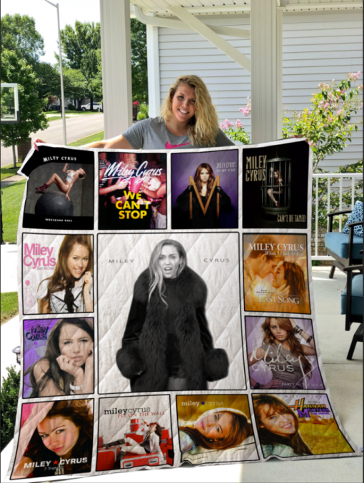 1589979937 miley cyrus singles quilt blanket mockup