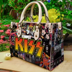 Kiss Leather HandBag 02 L21