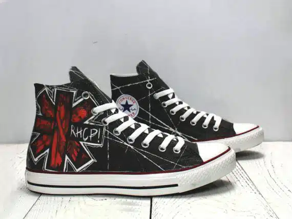 681f60ecefb590697fadde3c00d3a146-converse-sneakers-chilis-1-2 681f60ecefb590697fadde3c00d3a146 converse sneakers chilis 1 2