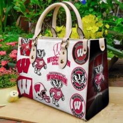 WISCONSIN BADGERS Leather HandBag L21