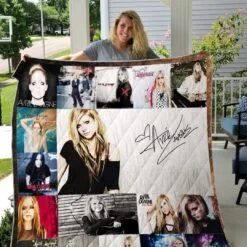 Avril Lavigne 1 Blanket