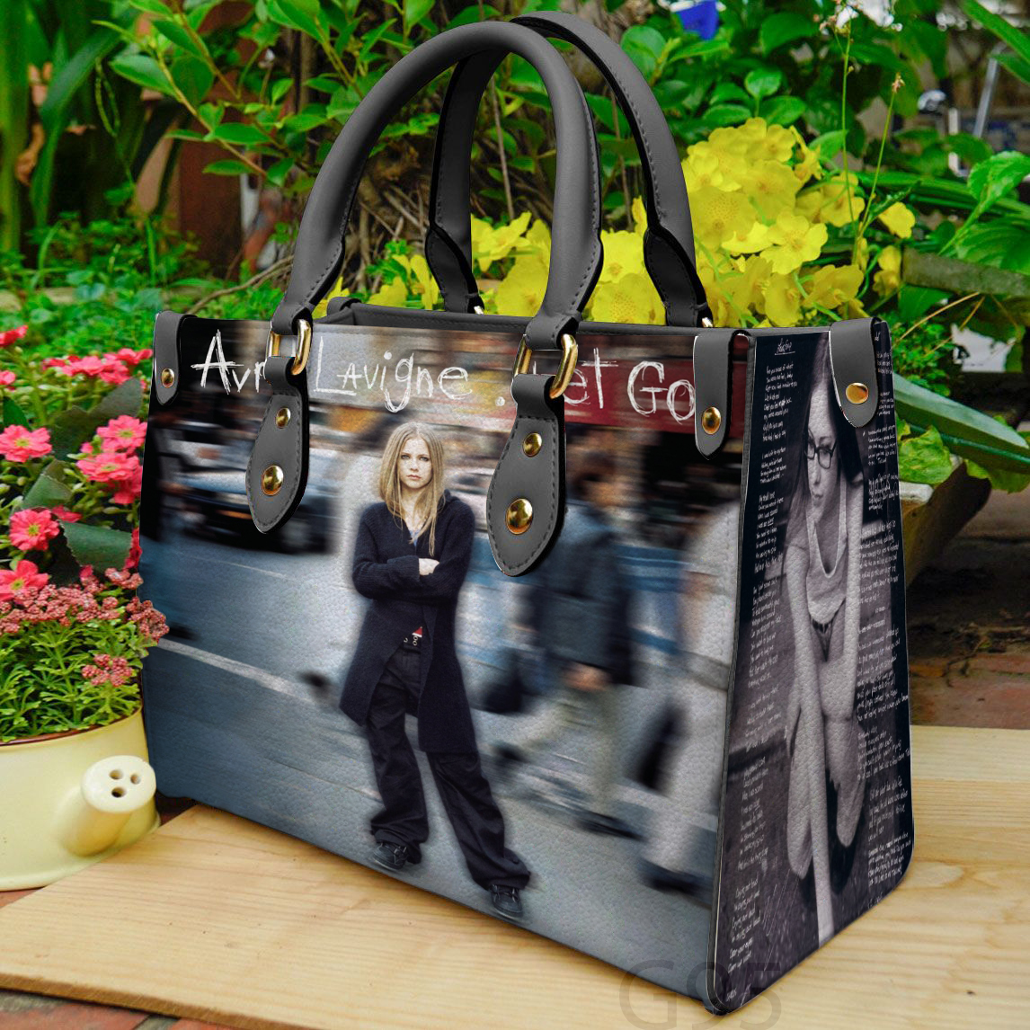 Avril Lavigne 1 Leather Handbag 1 Avril Lavigne 1 Leather Handbag