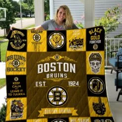 Boston Bruins Blanket