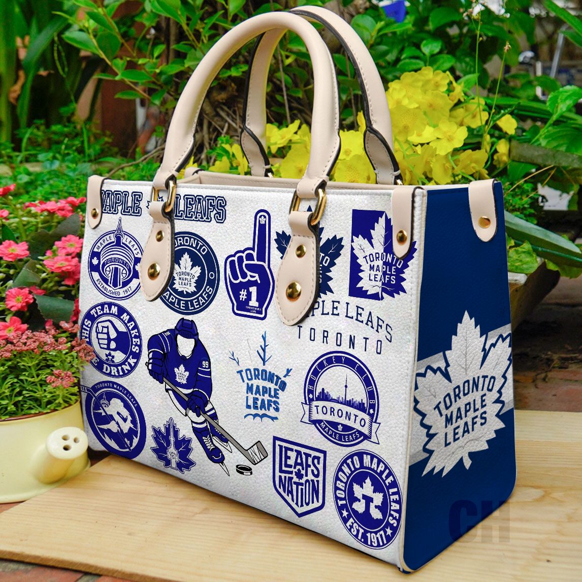 Toronto Maple Leafs Leather Handbag 1 Toronto Maple Leafs Leather Handbag
